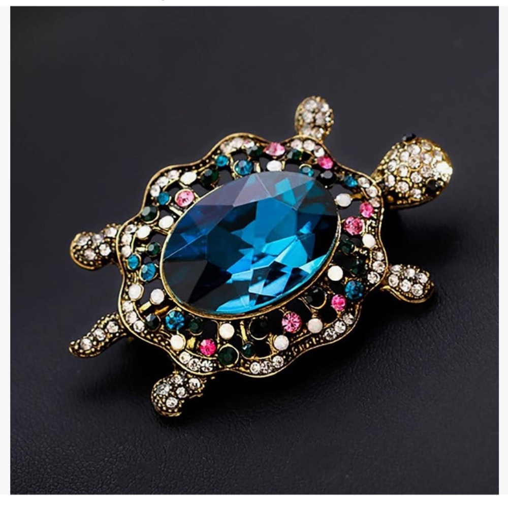 Turtle Rhinestone Brooch Vibrant Multicolor Intricate Design